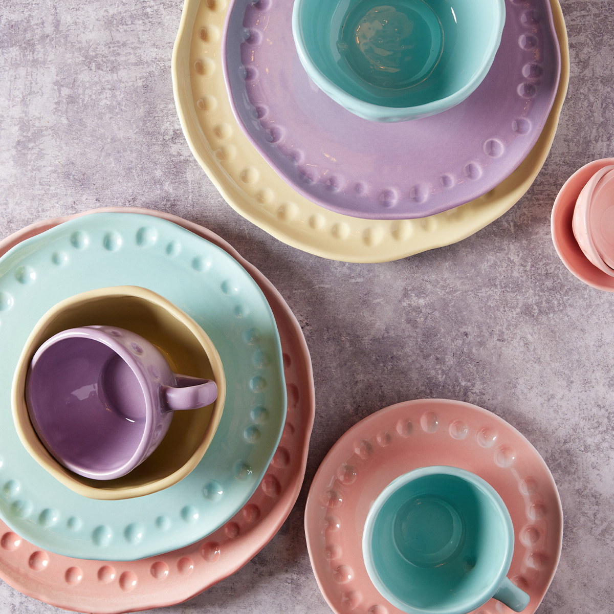 Plato Irregular Huellas Cocoplum 24cm Menta