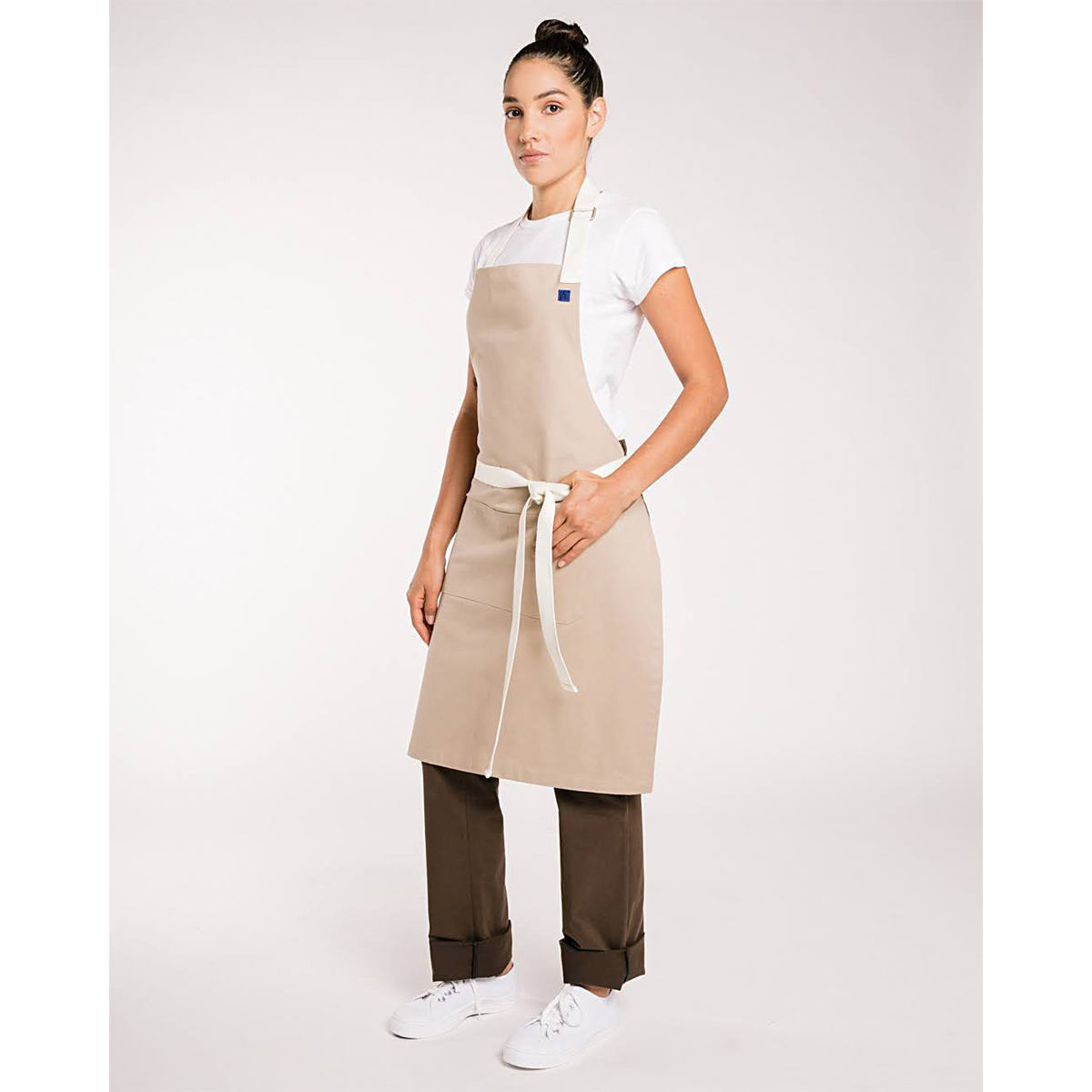 Delantal Pechera Caqui by All in Chef
