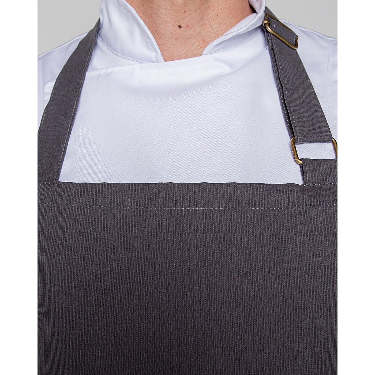 Delantal Pechera Gris by All in Chef, uniformes, Hoteles y Restaurantes, Categorias