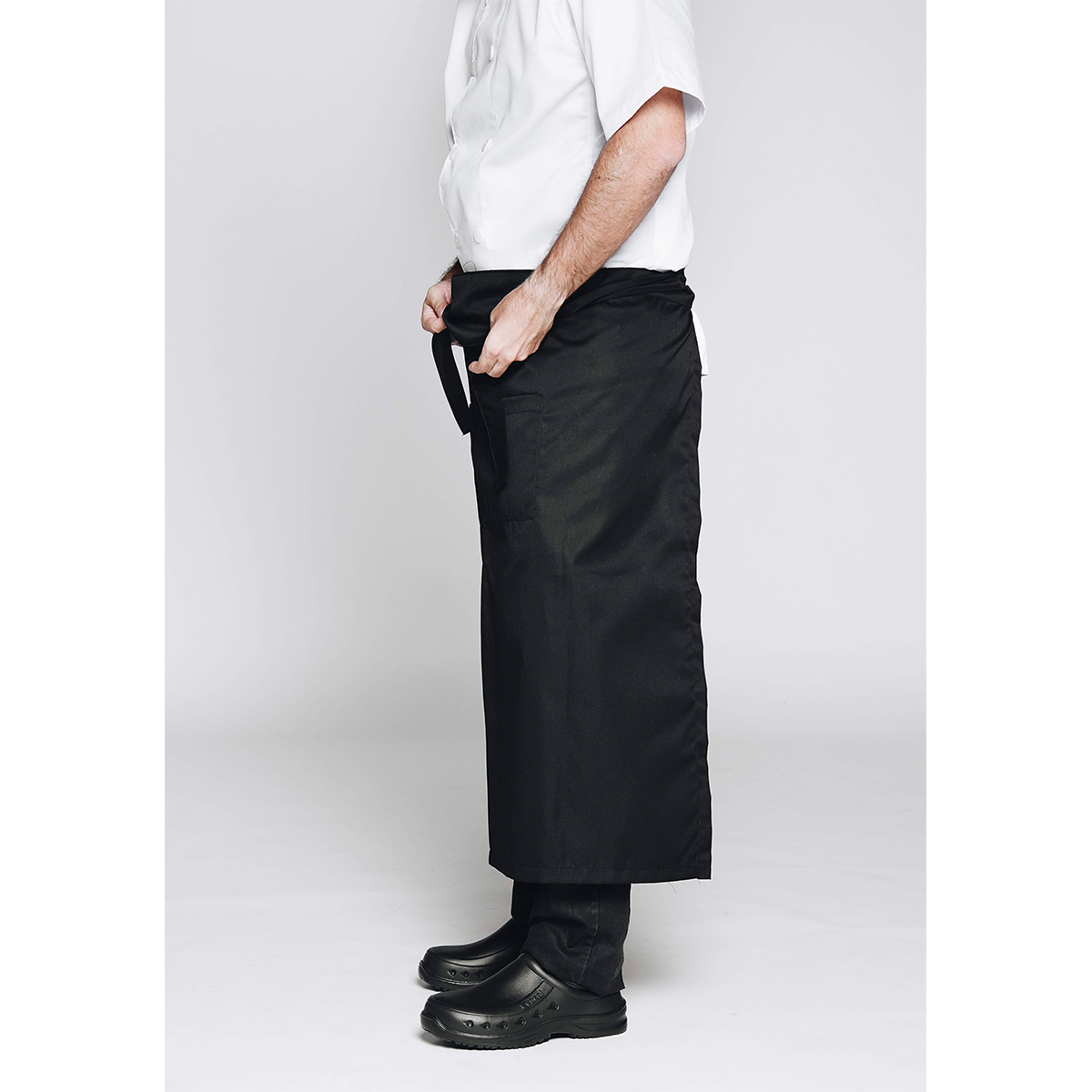 Delantal Faldón Negro Solapa by All in Chef