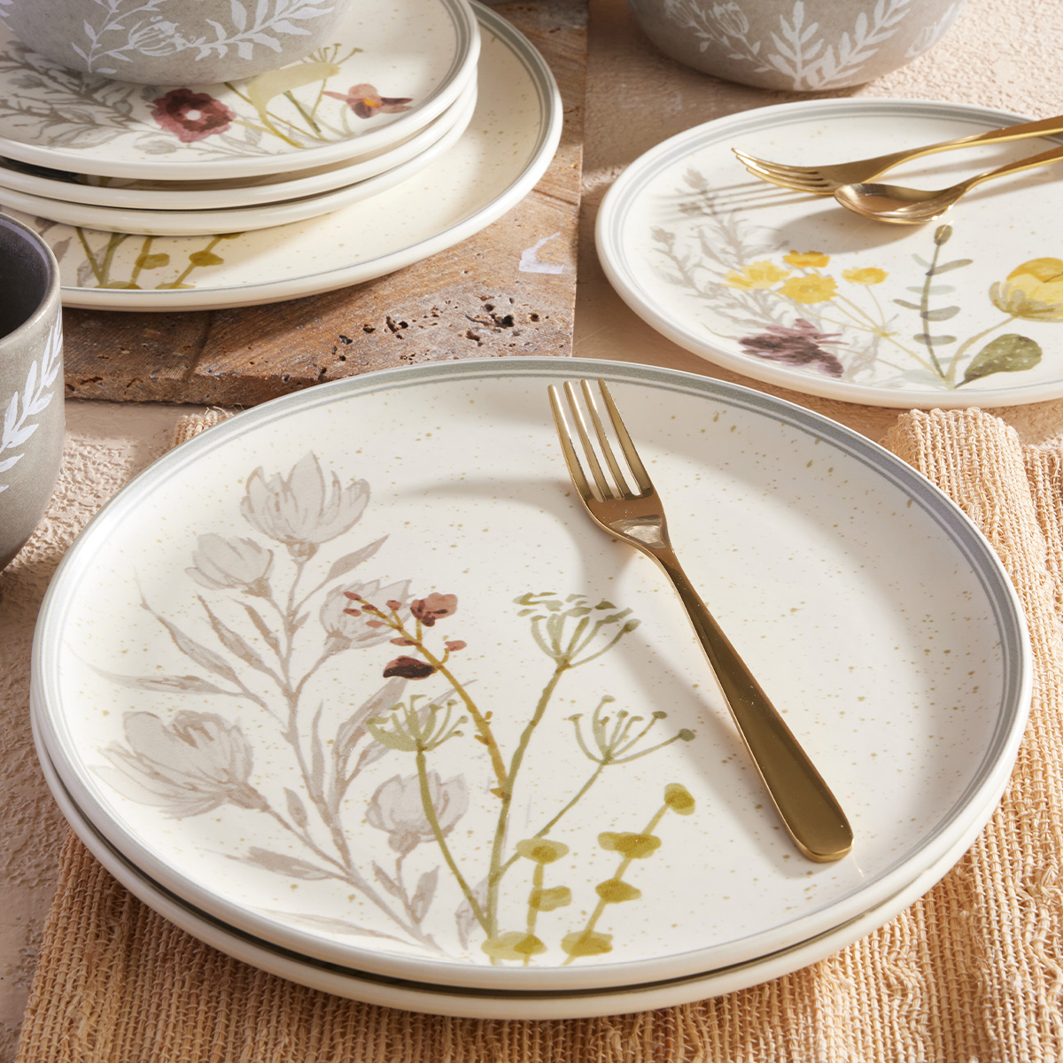Plato Pando 28.3cm Anastasia